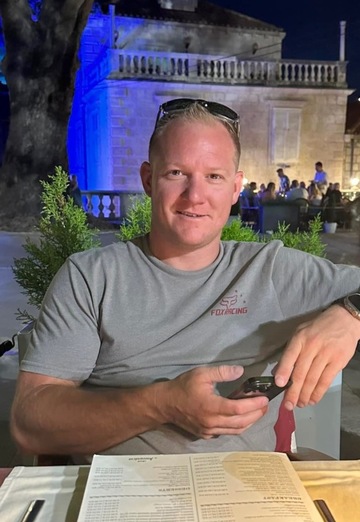 Chad (@chad181) — my photo № 1