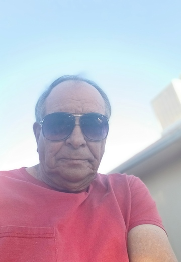 Humberto (@humberto109) — my photo № 1