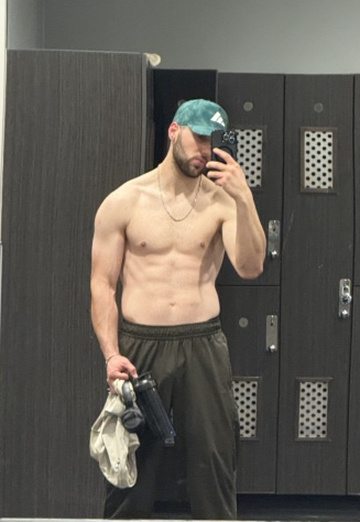 Ali (@ali88252) — my photo № 3