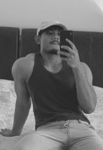 AJ (@aj439) — my photo № 4