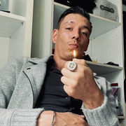 Alexis 30 Paris