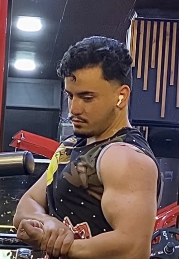 Mabrouk (@mabrouk16) — my photo № 2