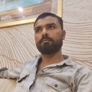 Raj Kumar 28 Delhi