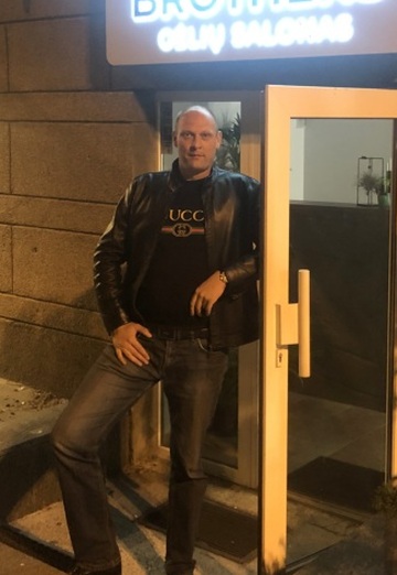 Jonas (@jonas412) — my photo № 1