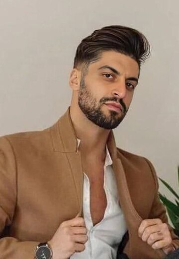 Reza (@reza431) — my photo № 2