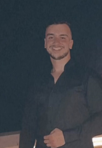 Ali (@ali83318) — my photo № 1