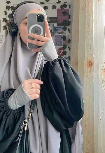 Amina (@amina8254) — my photo № 4