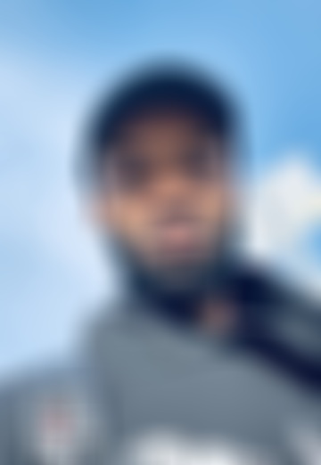 My photo - Busmark’, 28 from Yellowknife (@bestnameever28699)