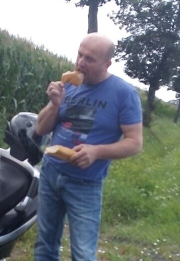 Aleksandre (@aleksandre246) — my photo № 1