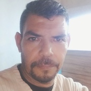 Adrián 40 Tlalpan